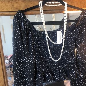 Crop off shoulder top